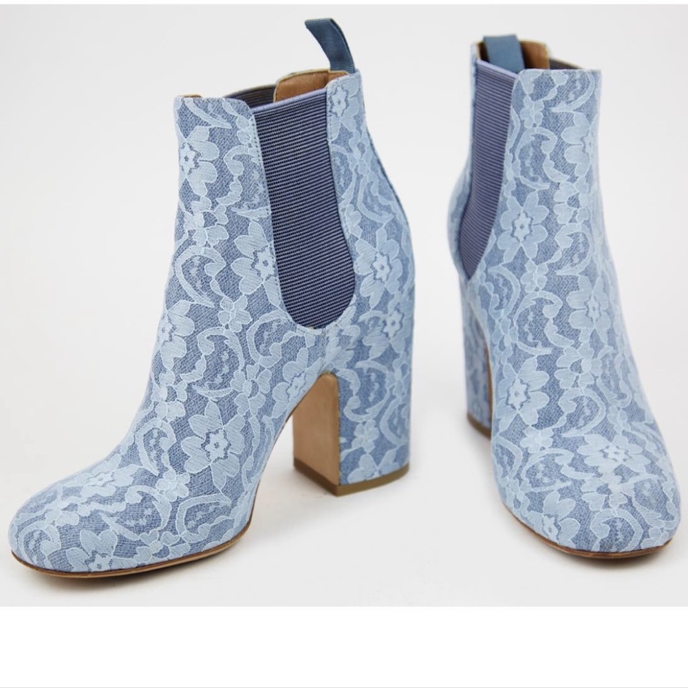 NWB Laurence Dacade Baby Blue Lace Ankle Boots